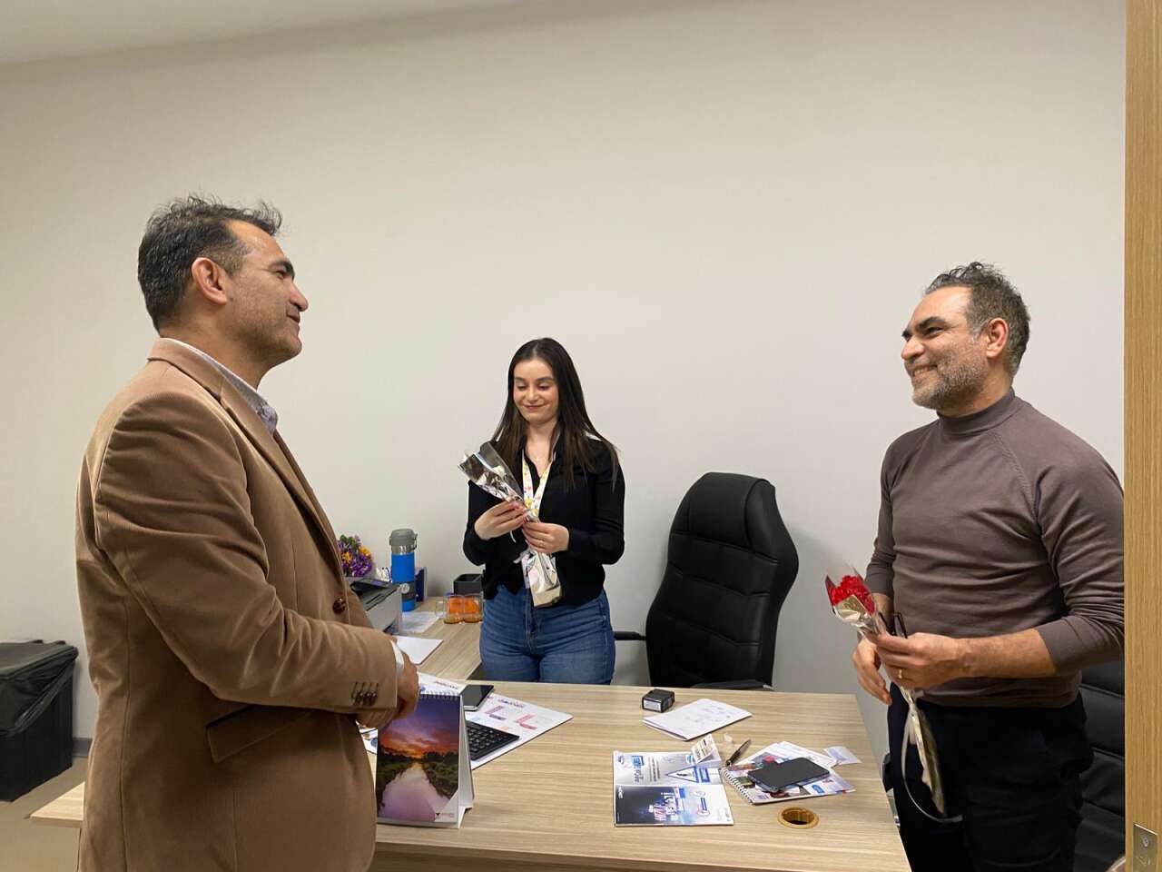 AK Parti Milas İlçe Teşkilatı’ndan 14 Mart’ta Sağlık Çalışanlarına Ziyaret 14